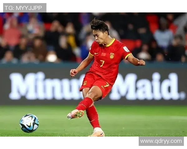 25号足球明星代表展现非凡才华与激情引领球队走向胜利之路