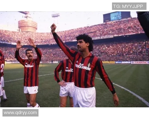 足球明星亲自开球星卡见证传奇瞬间与球迷互动的精彩时刻